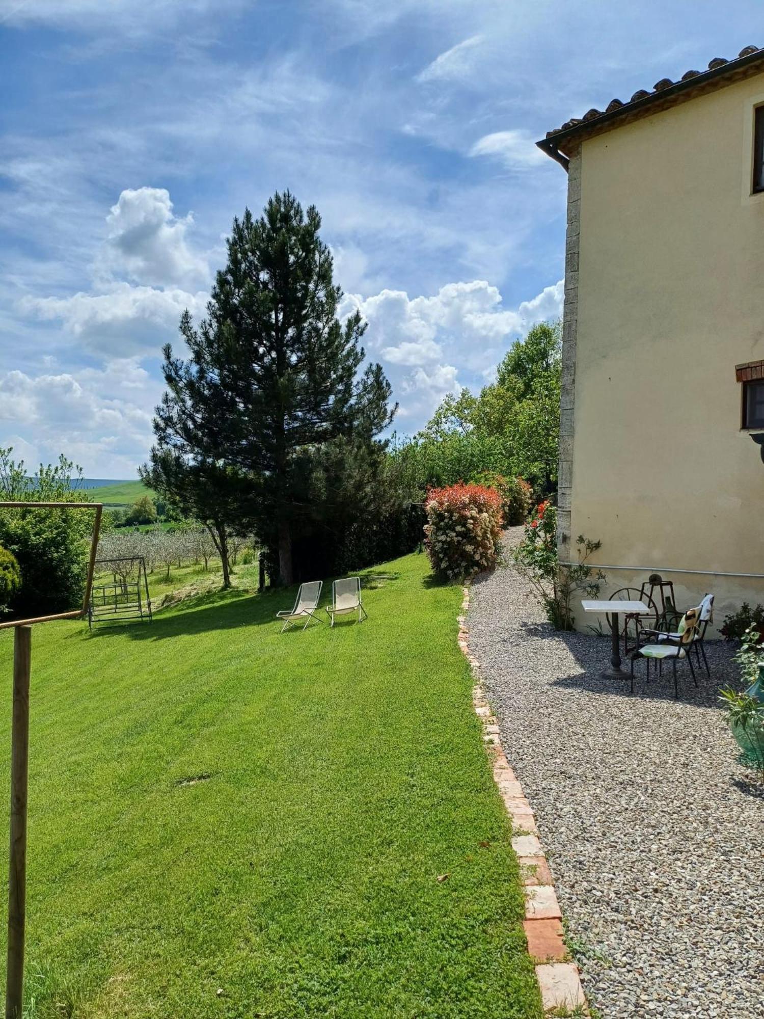 Agriturismo La Poderina บาโญวีโญนี ภายนอก รูปภาพ